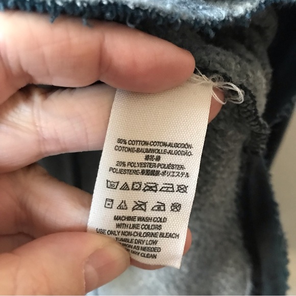 Free People Navy Blue Westeros Distressed Sweatshirt Size XS V Neck Boho Raw Hem - Picture 8 of 8